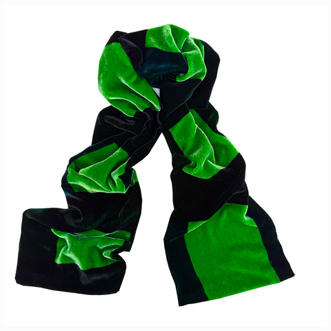 Apple Big Check Velvet